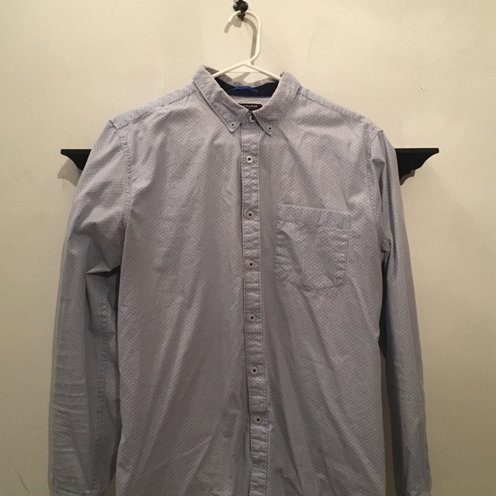 Button down - Picture 2 of 2